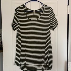 green and white striped t-shirt LulaRoe